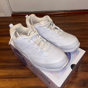 Women’s safeTstep Sneakers